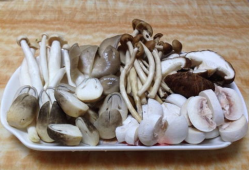 17c吃瓜黑蘑菇爆料,揭秘娱乐圈不为人知的幕后故事